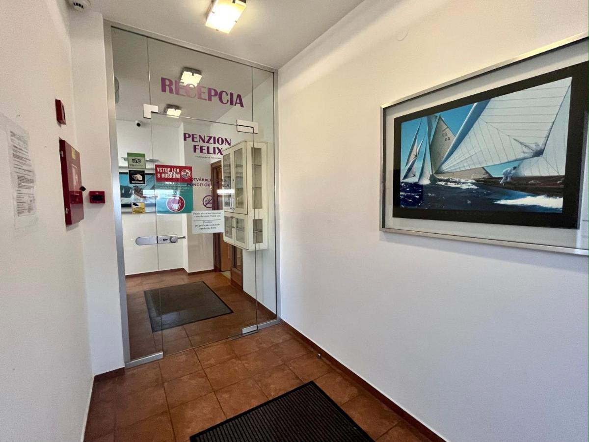 Penzion Felix Topoľčany Eksteriør billede
